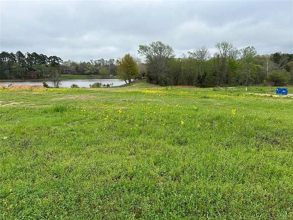 0.61 Acres of Mixed-Use Land for Sale in Lindale, Texas