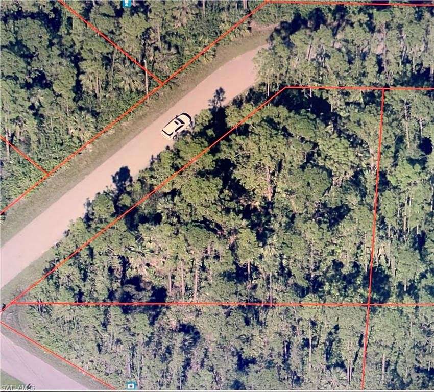 0.385 Acres of Residential Land for Sale in Lehigh Acres, Florida