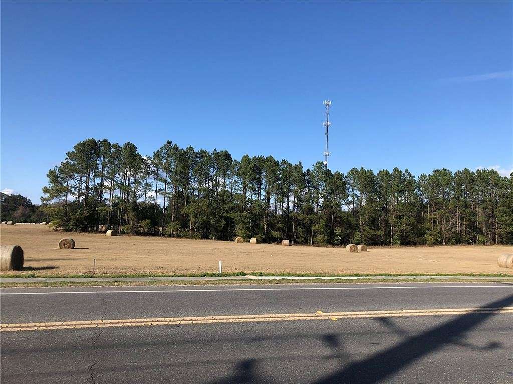 1.7 Acres of Commercial Land for Sale in Trenton, Florida