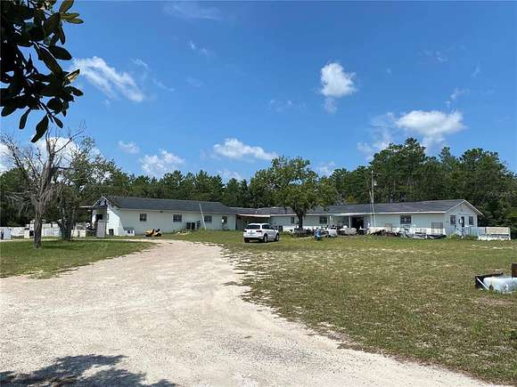 7.5 Acres of Residential Land with Home for Sale in Williston, Florida