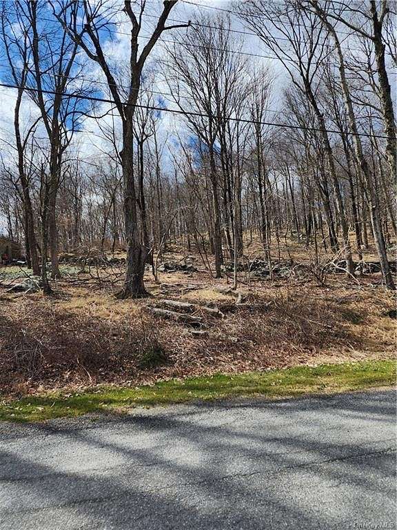 2.2 Acres of Residential Land for Sale in Kent Town, New York