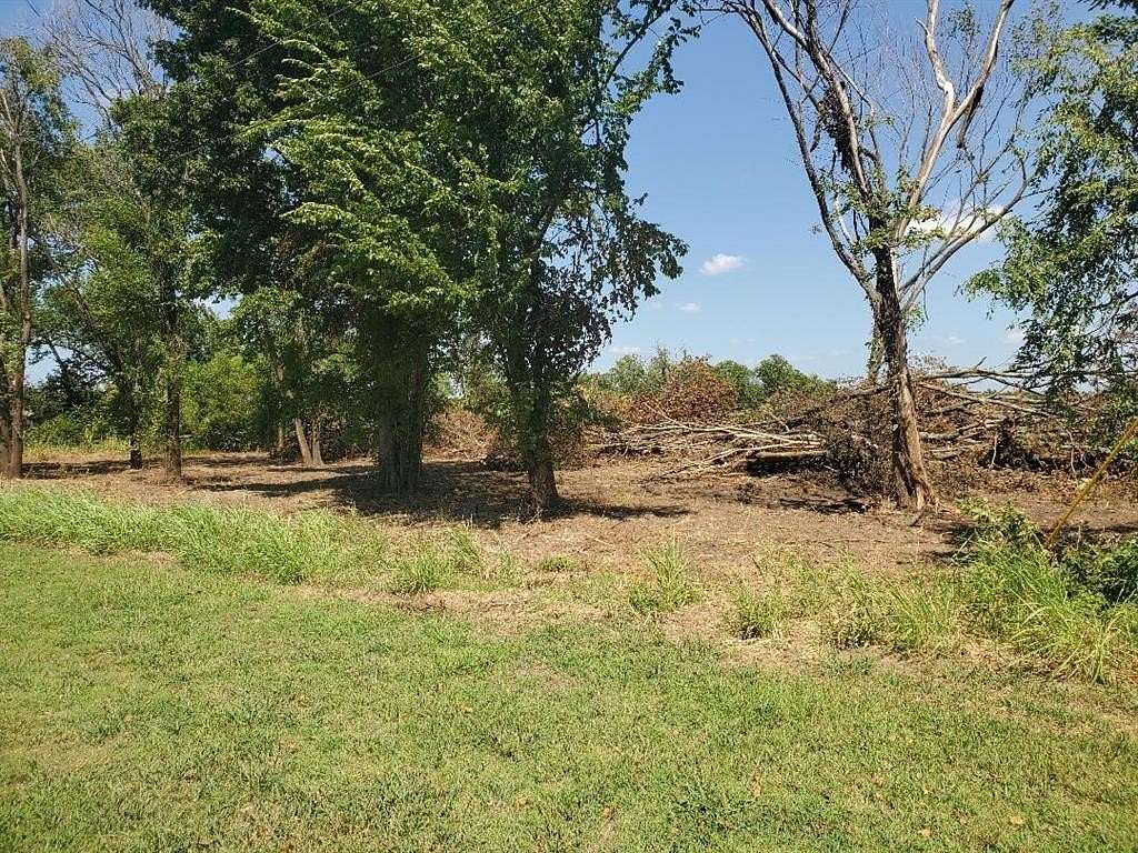 2 Acres of Commercial Land for Sale in Okemah, Oklahoma