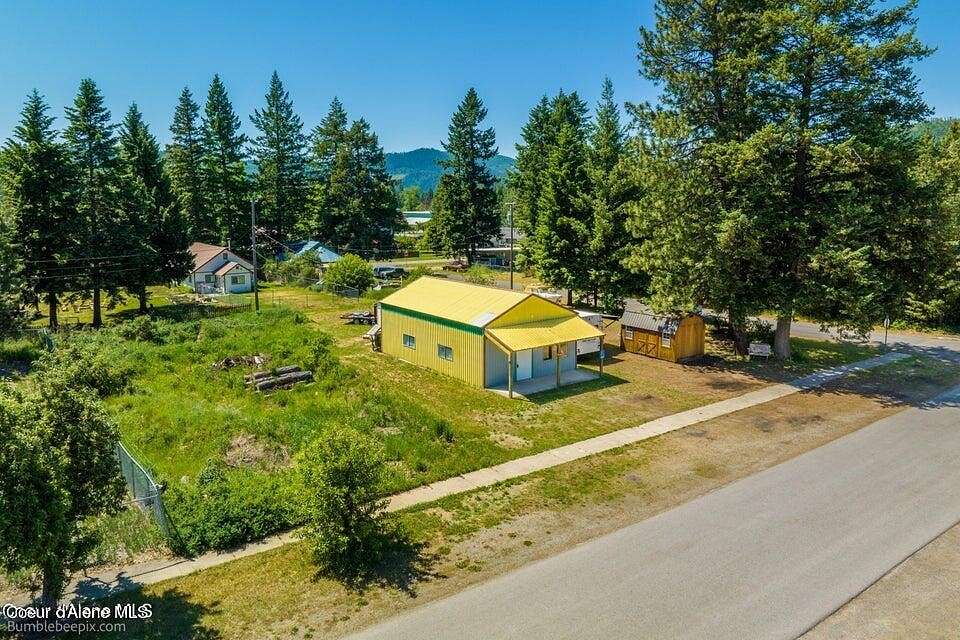 0.32 Acres of Mixed-Use Land for Sale in Spirit Lake, Idaho