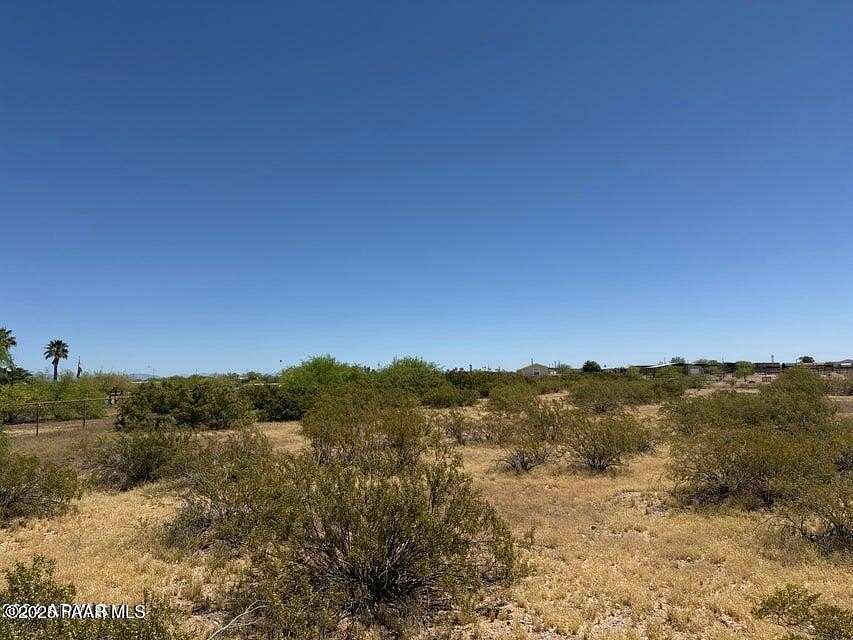 5 Acres of Residential Land for Sale in Wickenburg, Arizona