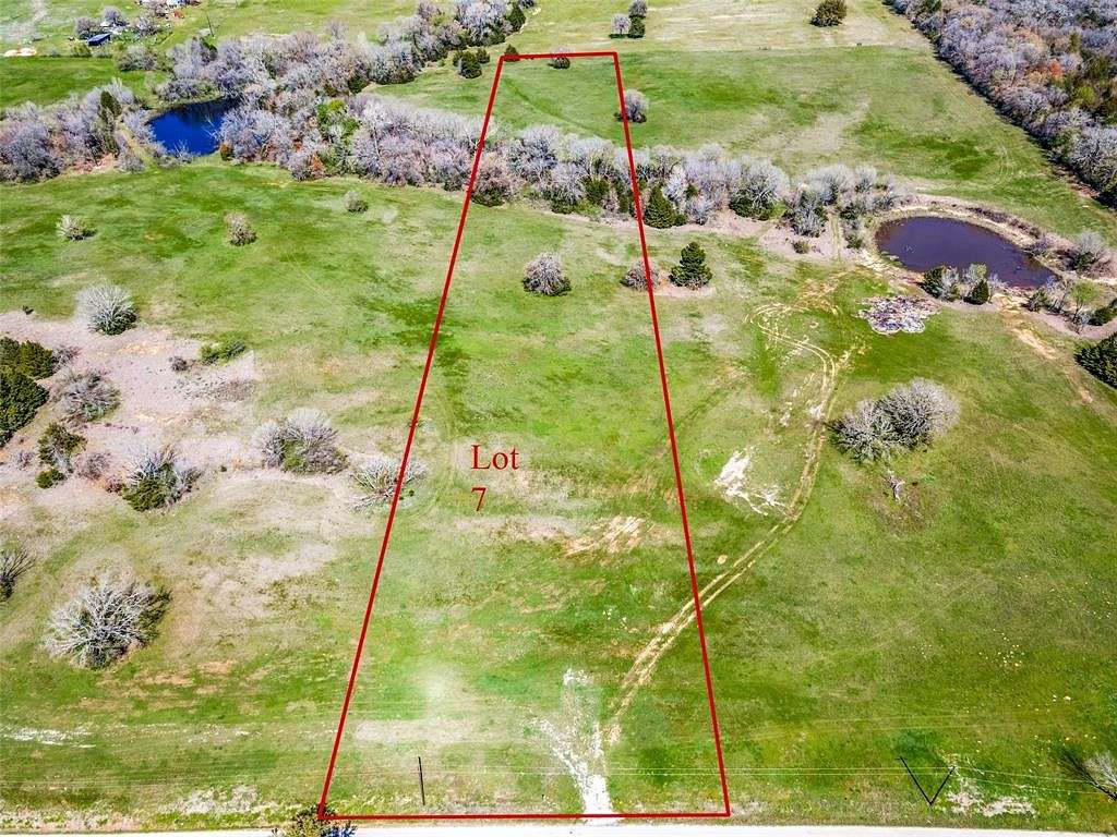 5 Acres of Residential Land for Sale in Reno, Texas