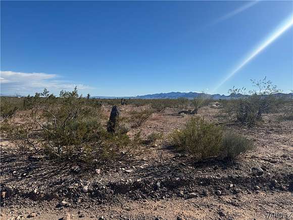 2.09 Acres of Residential Land for Sale in Golden Valley, Arizona