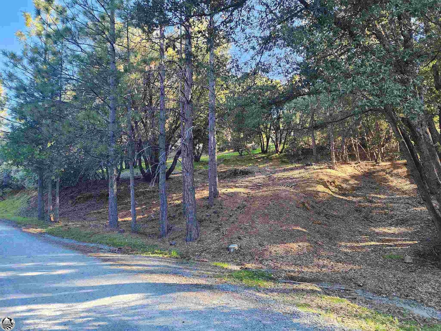 1 Acre of Residential Land for Sale in Sonora, California