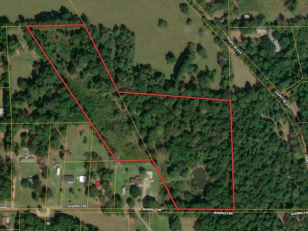 12.6 Acres of Land for Sale in Lufkin, Texas