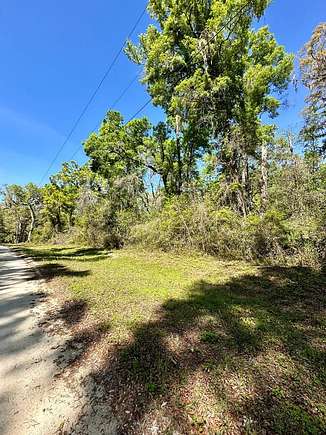 8.7 Acres of Residential Land for Sale in Old Town, Florida