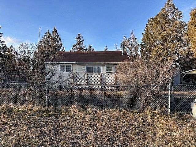 7.4 Acres of Land with Home for Sale in Alturas, California
