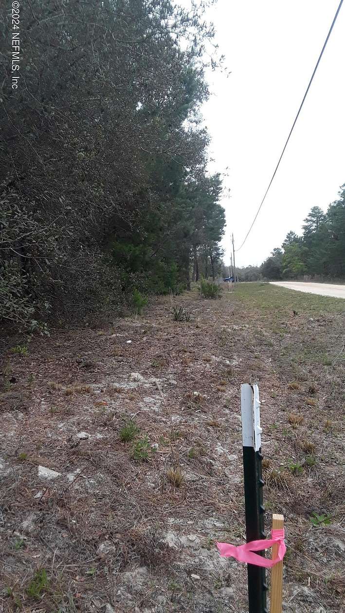 0.77 Acres of Land for Sale in Keystone Heights, Florida