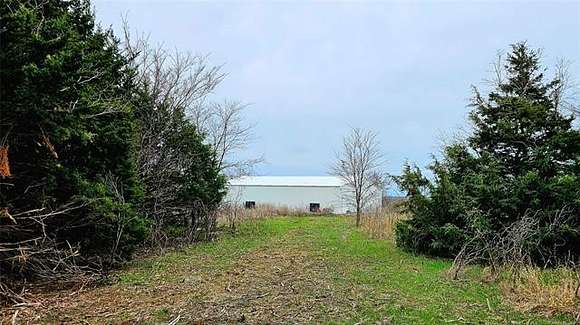 3.4 Acres of Improved Residential Land for Sale in Eufaula, Oklahoma