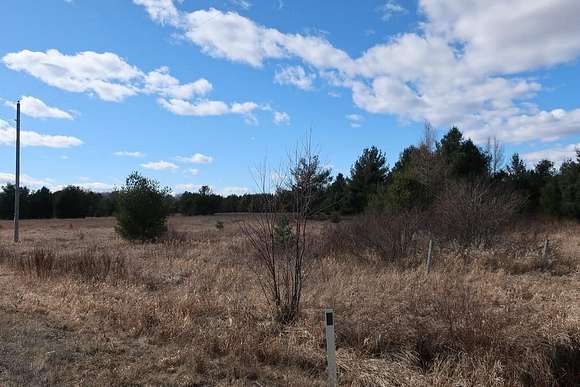 12 Acres of Recreational Land for Sale in Grantsburg, Wisconsin