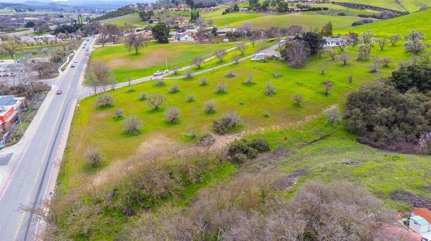 3.9 Acres of Residential Land for Sale in Paso Robles, California