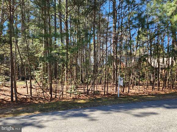 0.32 Acres of Residential Land for Sale in Swan Point, Maryland