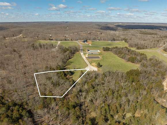 1.61 Acres of Residential Land for Sale in Innsbrook, Missouri