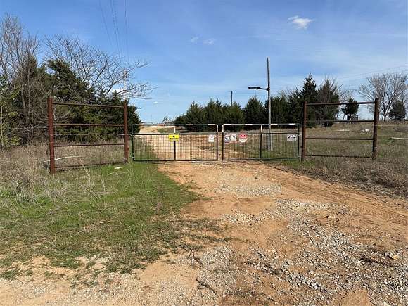24.6 Acres of Land for Sale in Maud, Oklahoma