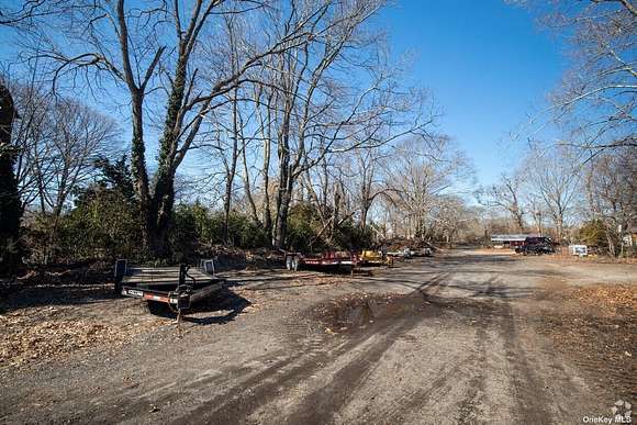 1 Acre of Commercial Land for Sale in East Quogue, New York