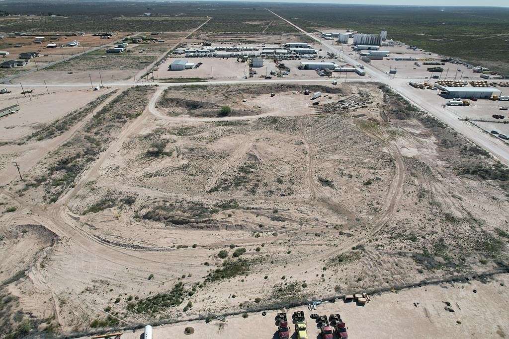 32 Acres of Land for Sale in Monahans, Texas