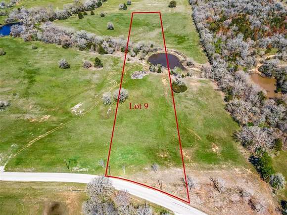 5 Acres of Residential Land for Sale in Reno, Texas