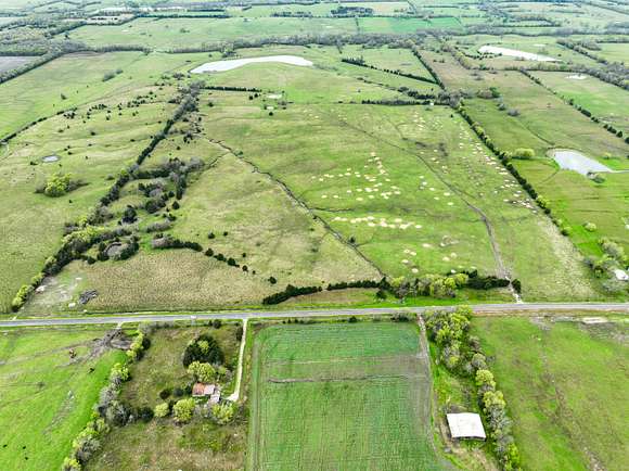 255 Acres of Recreational Land & Farm for Sale in Clarksville, Texas