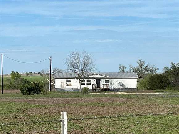 42 Acres of Improved Agricultural Land for Sale in Jonesboro, Texas