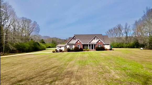 6 Acres of Residential Land with Home for Sale in Fayette, Alabama