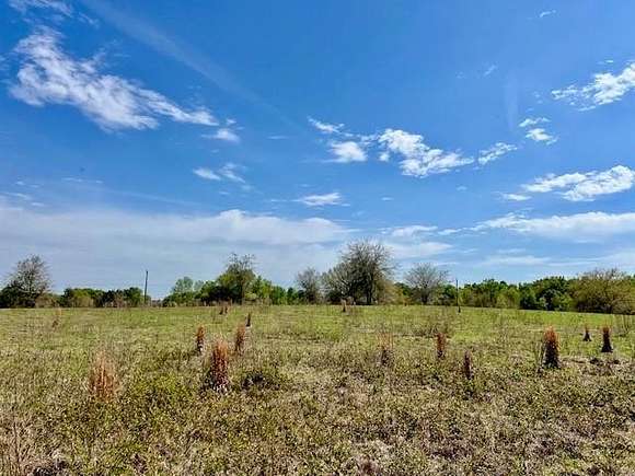 5 Acres of Residential Land for Sale in Branford, Florida