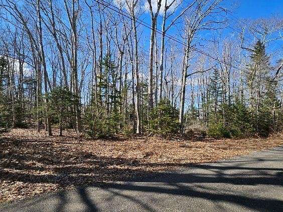 0.74 Acres of Residential Land for Sale in Boothbay, Maine
