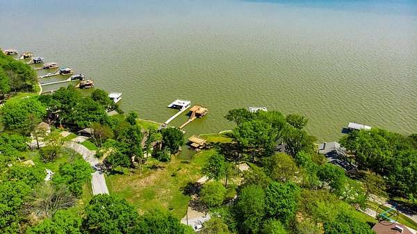 0.4 Acres of Residential Land for Sale in Tool, Texas