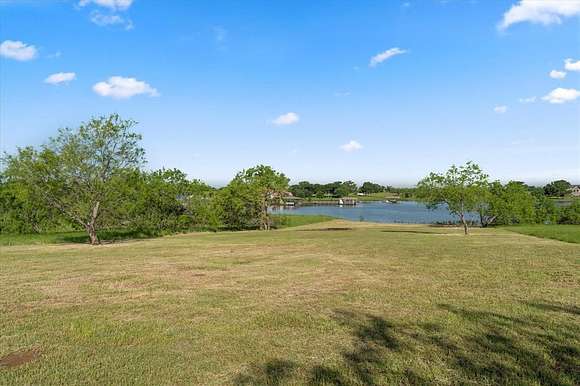 1.012 Acres of Residential Land for Sale in Streetman, Texas