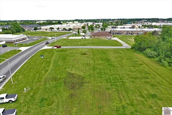1.4 Acres of Commercial Land for Sale in Paducah, Kentucky