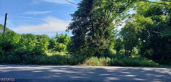 10.6 Acres of Land for Sale in Belvidere, New Jersey