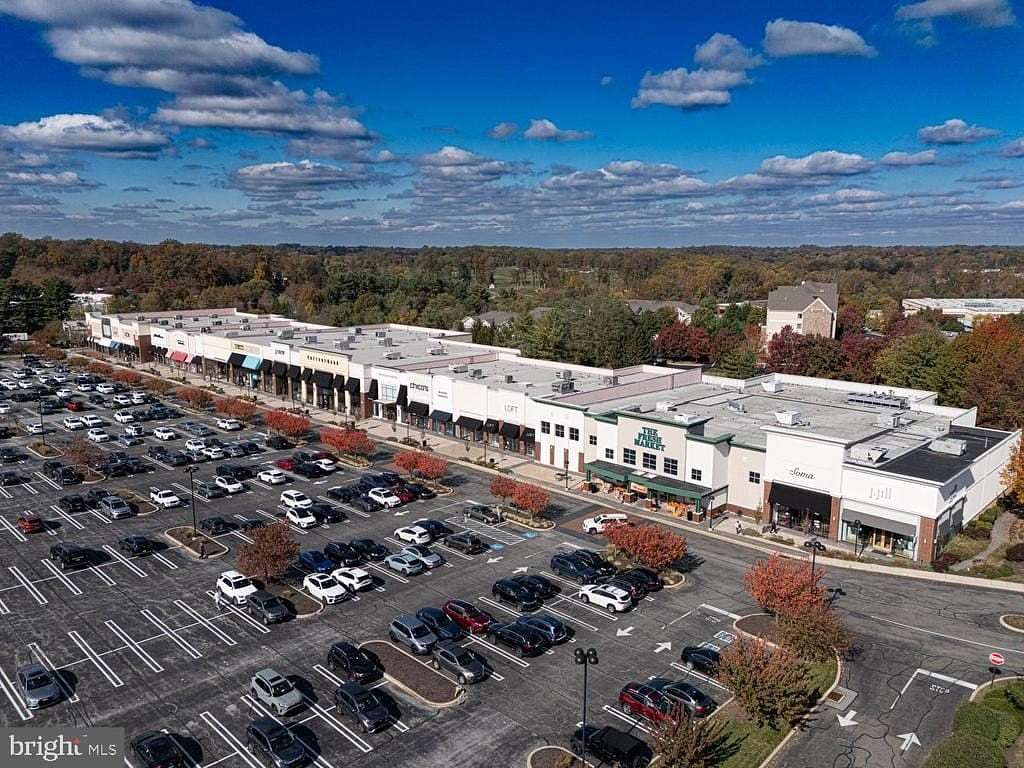 2.1 Acres of Land with Home for Sale in Glen Mills, Pennsylvania