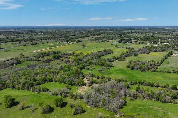 118 Acres of Agricultural Land for Sale in Mabank, Texas