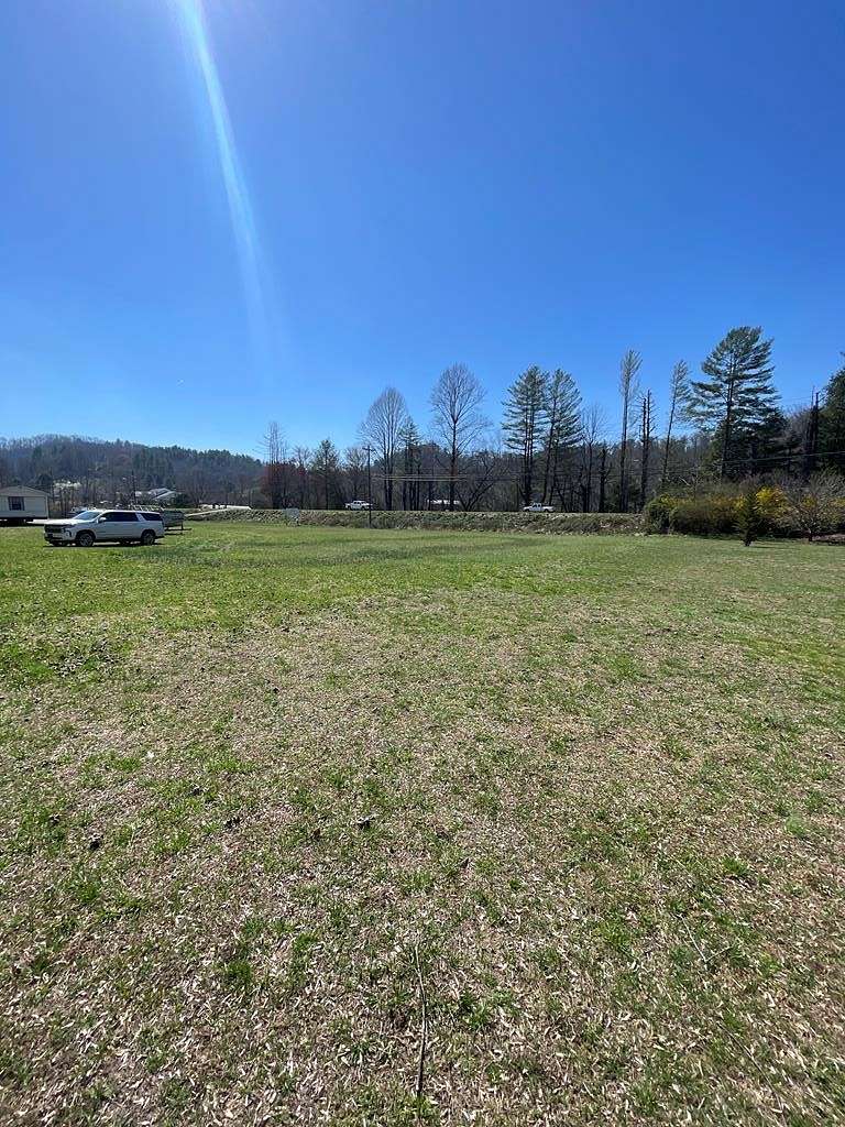 1 Acre of Commercial Land for Sale in Robbinsville, North Carolina