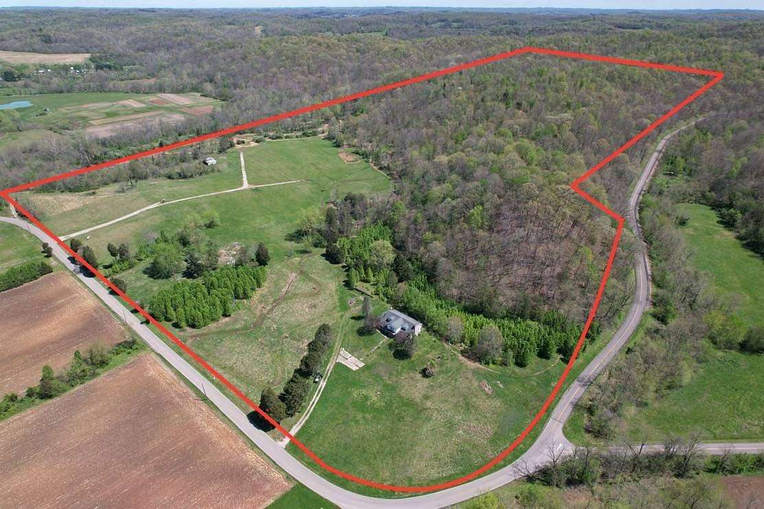 94 Acres of Land with Home for Sale in Racine, Ohio