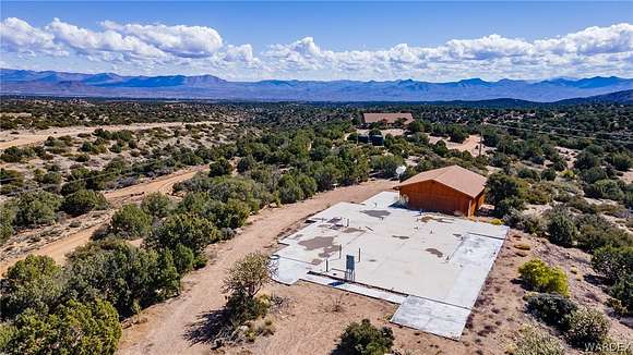 8.9 Acres of Residential Land for Sale in Kingman, Arizona