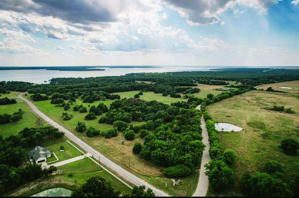 5.3 Acres of Residential Land for Sale in Kerens, Texas