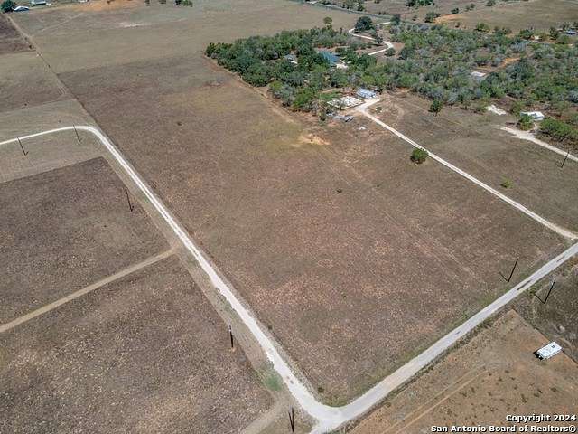 10 Acres of Residential Land for Sale in Lytle, Texas