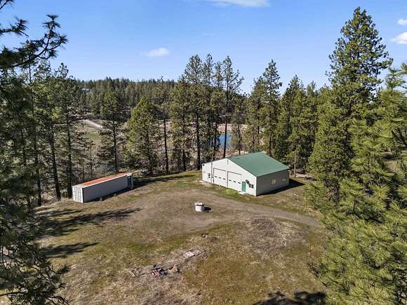 11 Acres of Land with Home for Sale in Cheney, Washington