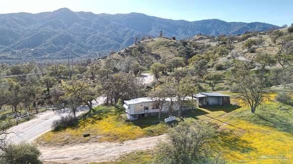 3.6 Acres of Residential Land for Sale in Caliente, California