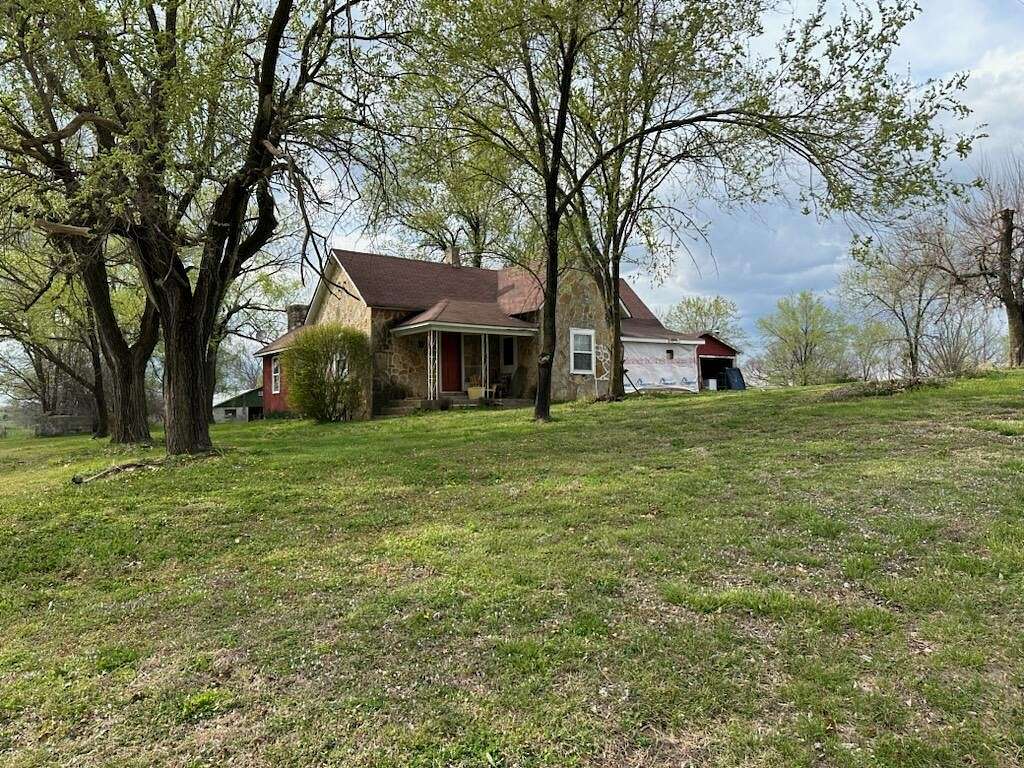 5 Acres of Residential Land with Home for Sale in Galena, Missouri