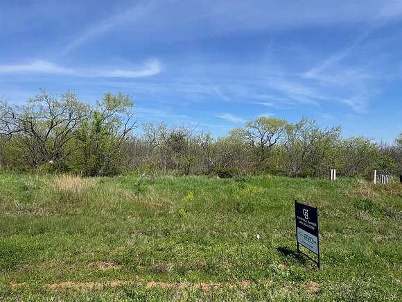 1.148 Acres of Residential Land for Sale in Kemp, Texas
