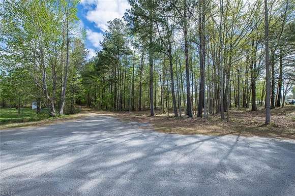 27.3 Acres of Land for Sale in Carrollton, Virginia