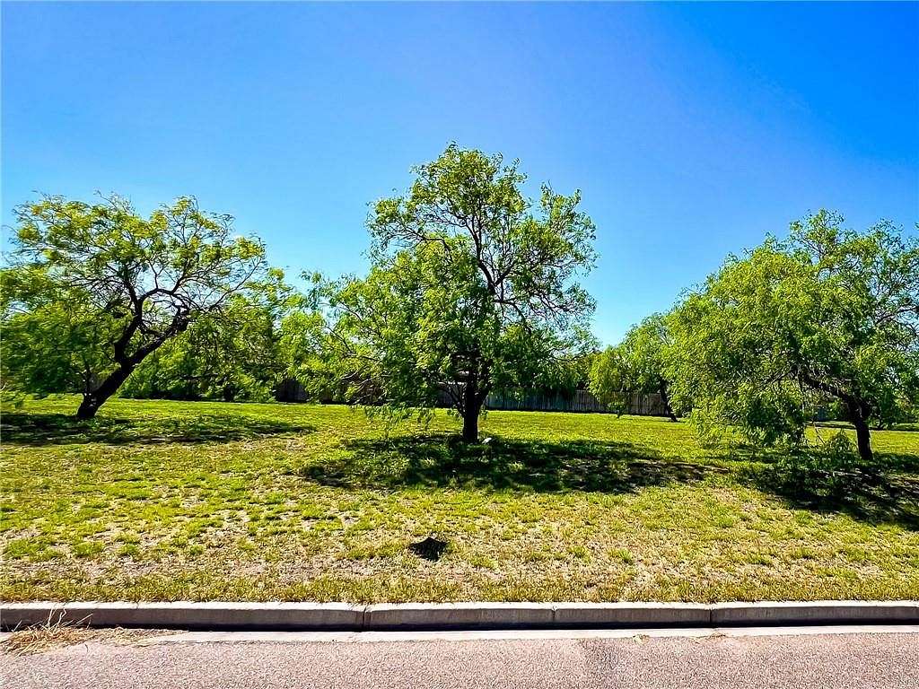 0.18 Acres of Residential Land for Sale in Kingsville, Texas
