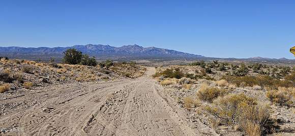 17.8 Acres of Land for Sale in Kingman, Arizona