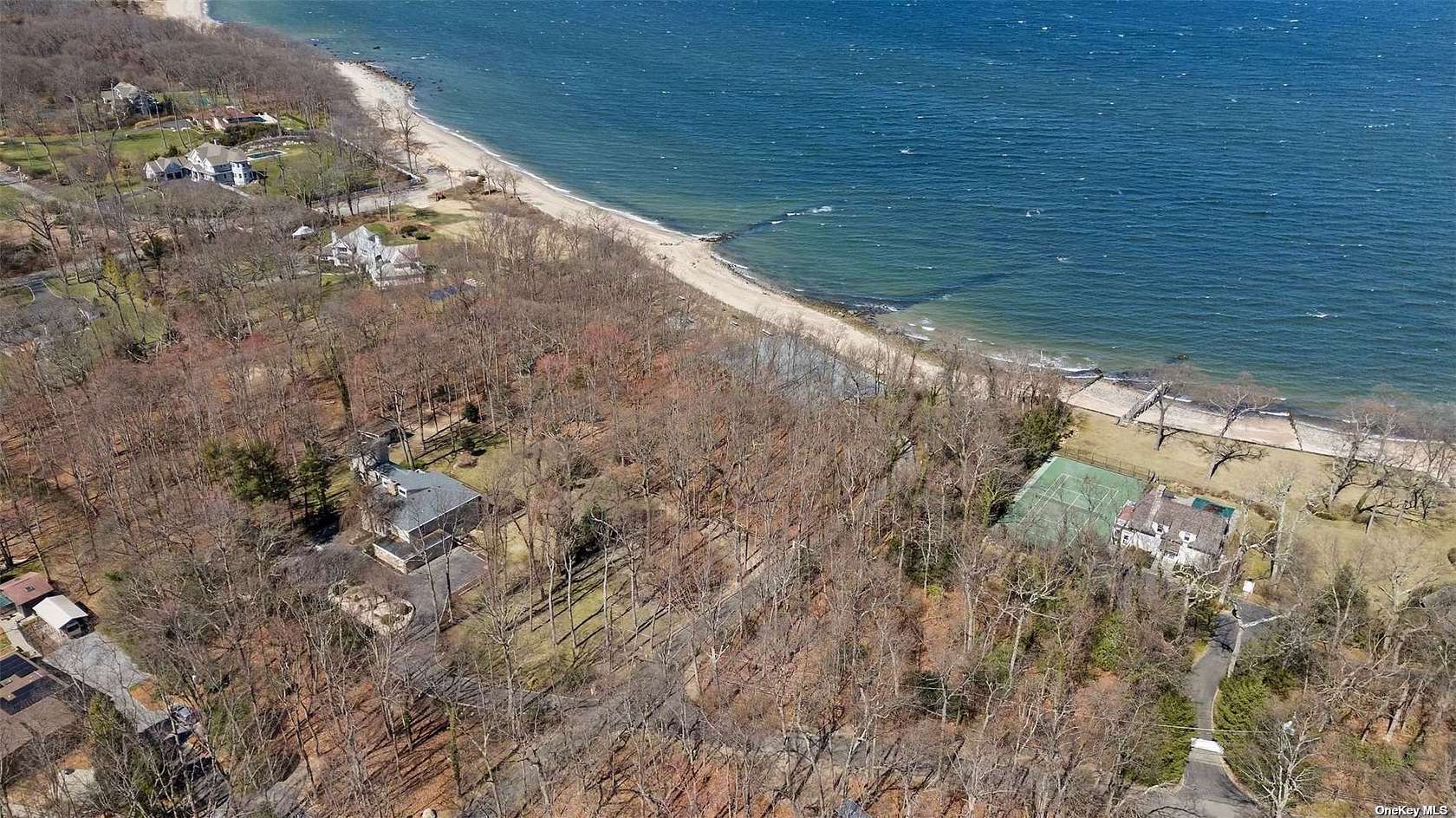 2 Acres of Residential Land with Home for Sale in Lloyd Harbor, New York
