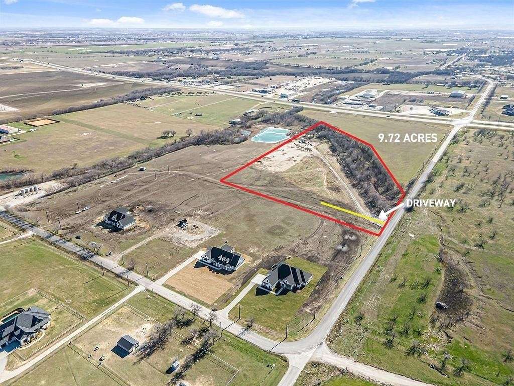 9.72 Acres of Residential Land for Sale in Krum, Texas