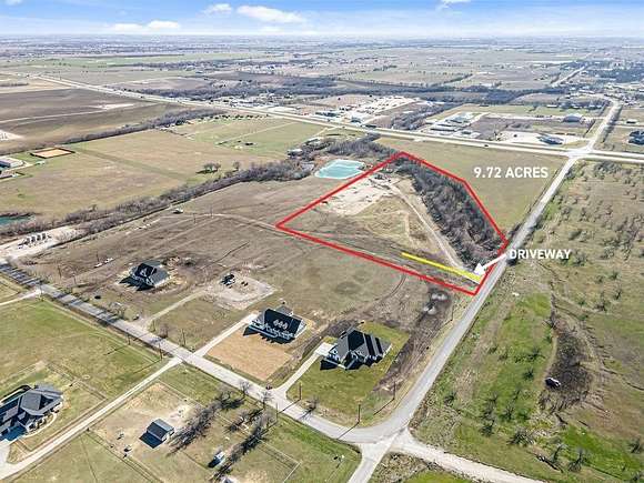 9.72 Acres of Residential Land for Sale in Krum, Texas